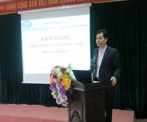 Khai giảng lớp huấn luyện an toàn lao động, vệ sinh lao động năm 2016